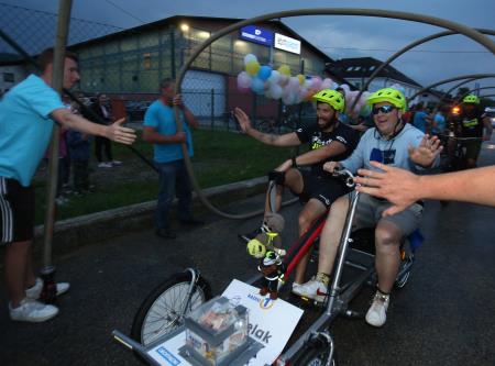 DEŽELAK NA UNCU 09 FOTO LJUBO VUKELIČ